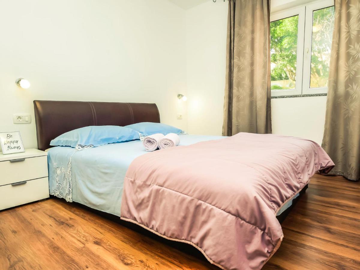 Holiday Home Marijana By Interhome Maslenica Exteriér fotografie