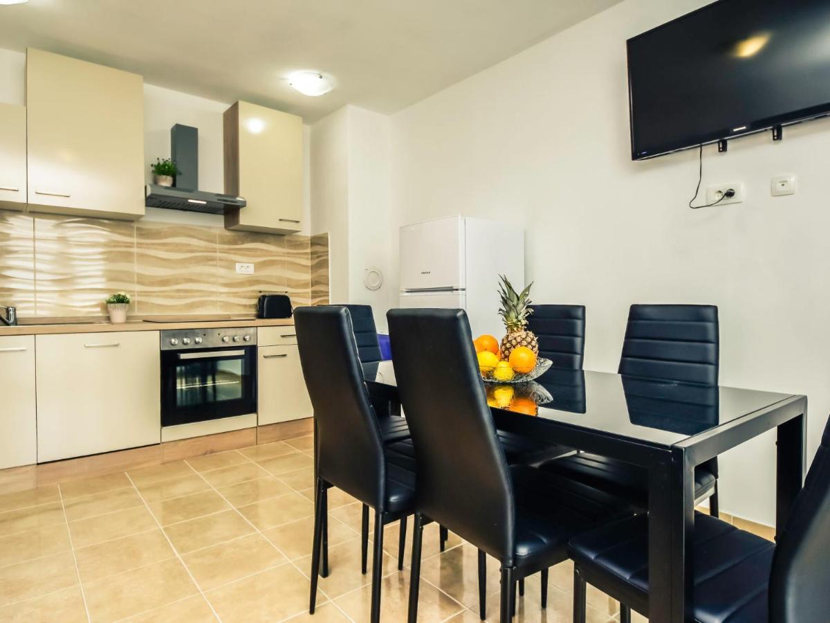 Holiday Home Marijana By Interhome Maslenica Exteriér fotografie